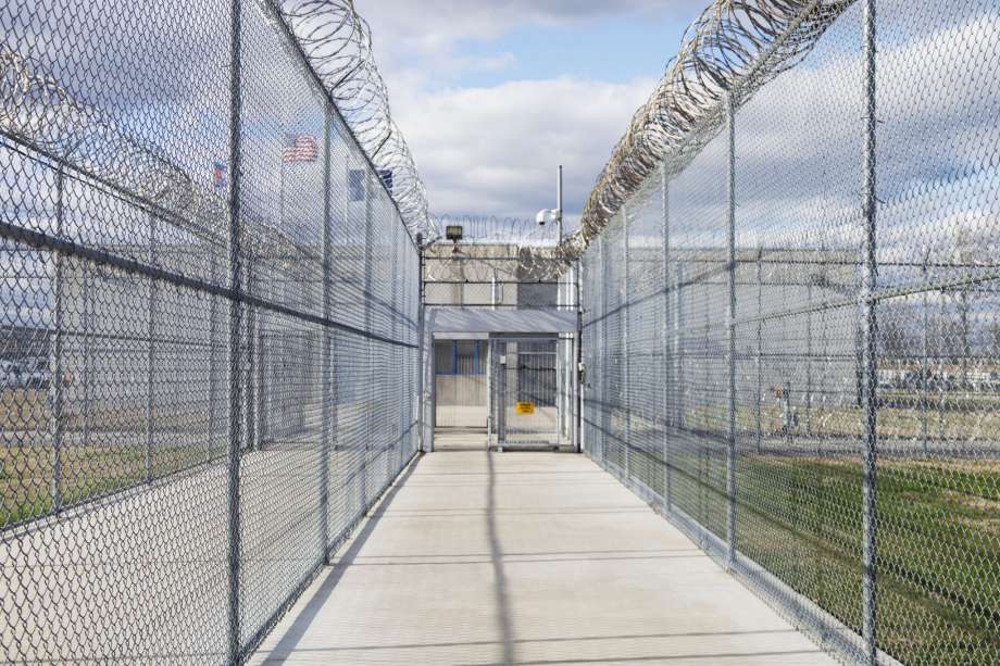 guard indictments spark call texas prisons watchdog