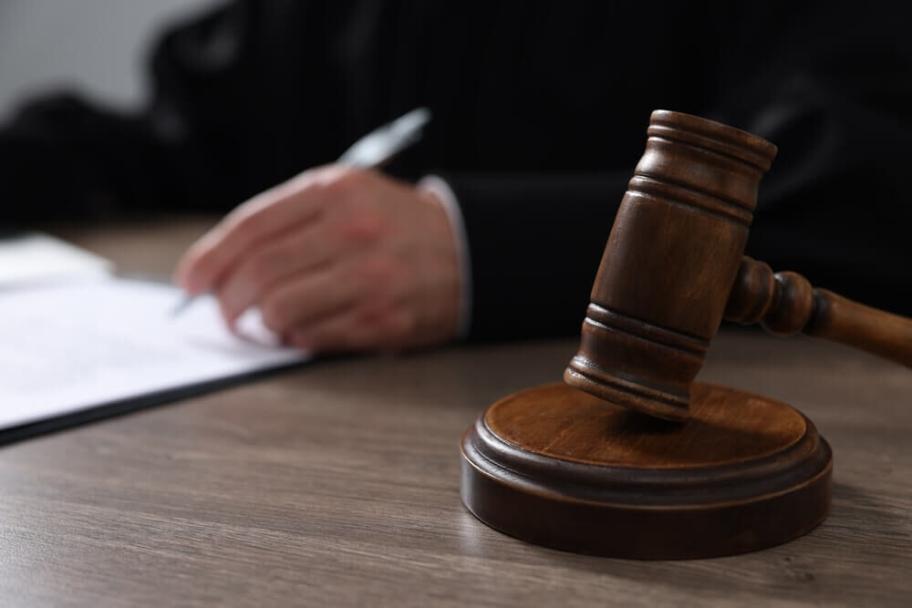 Should I Hire an Out-Of-Town Attorney